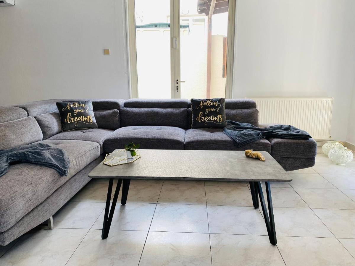 Gaia - 4 Bedroom House In Larnaca Dış mekan fotoğraf